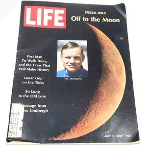 VINTAGE 1969 LIFE MAGAZINE~OFF TO THE MOON ISSUE